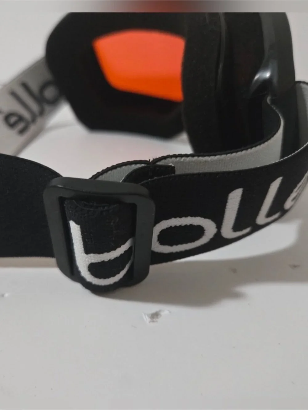 Bollé Ski Snowboard Goggles Orange Tint Lens Black Frame Adjustable Strap
